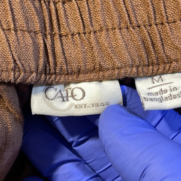 Cato Women's Brown Linen Blend Cargo Capri Pants Medium Elastic Cargo Pockets - Picture 11 of 14